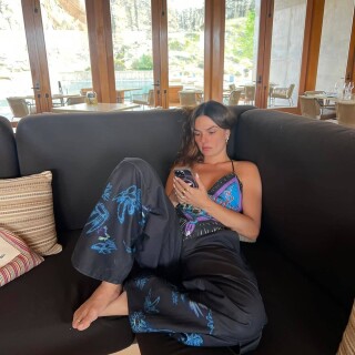 Isis-Valverde-Feet-7311508