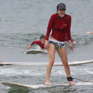 Avril_Lavigne-Feet-309731