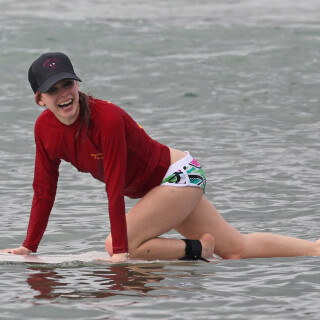 Avril_Lavigne-Feet-310014