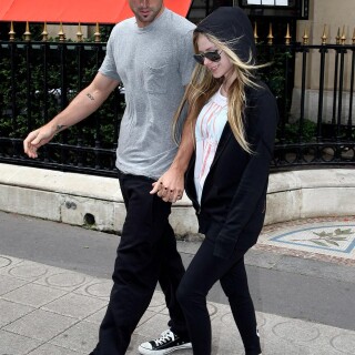 Avril_Lavigne-Feet-504715